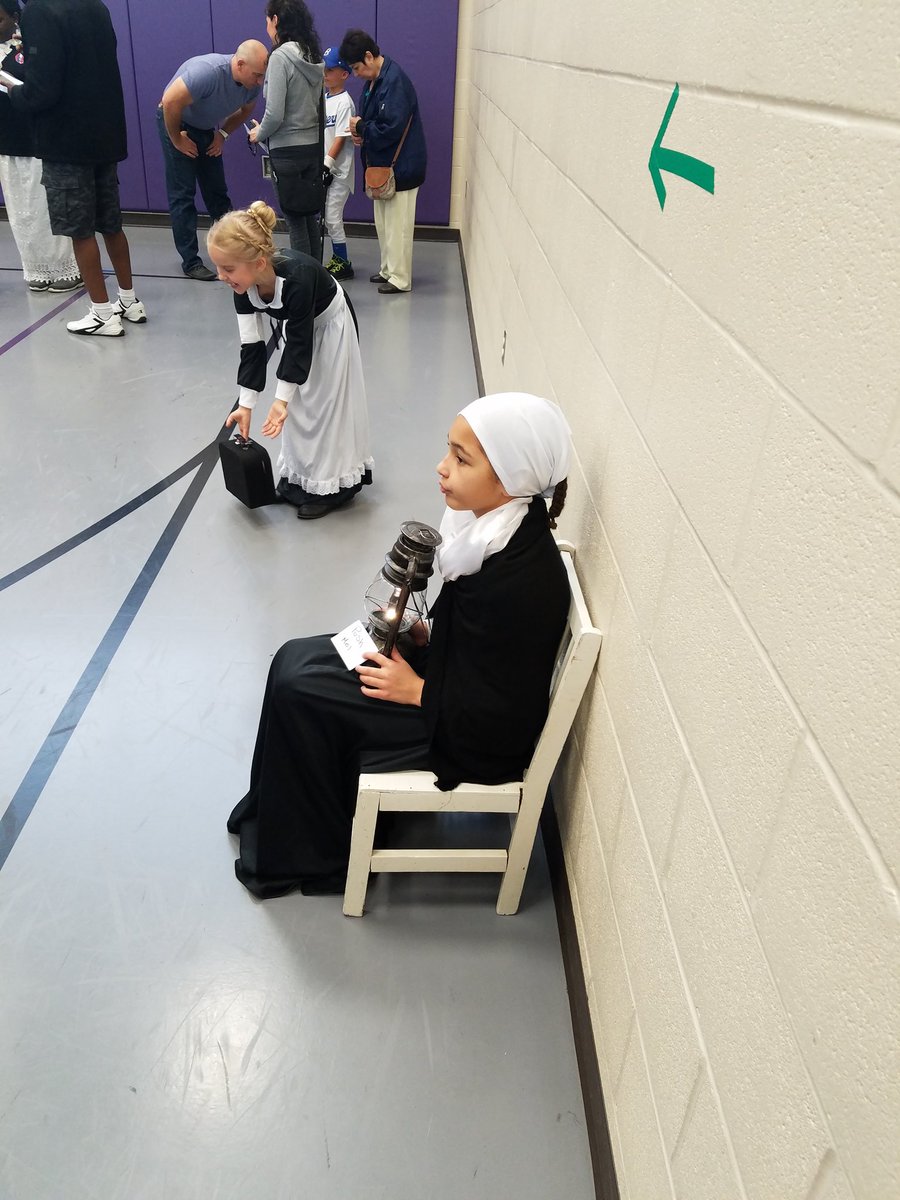VioletElem's tweet photo. Second grade Wax Museum of Famous Americans in History! #excellentjob #superviolet #PoeppelmanKronkThomasGreen https://t.co/j2hxIVjv96