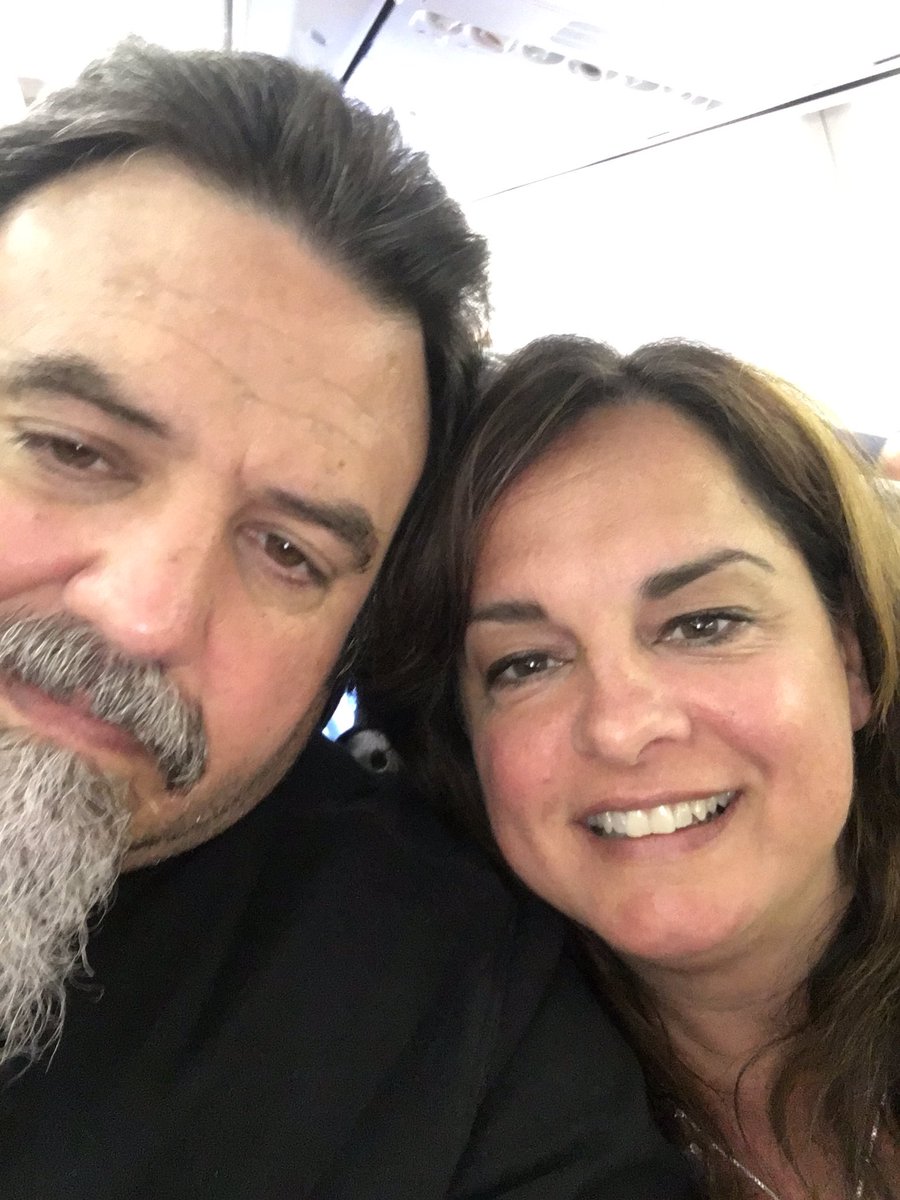 LisaRiniolo's tweet photo. What a difference a year makes.. still on the mend but All Is Good!! https://t.co/ucOy9XXNAH