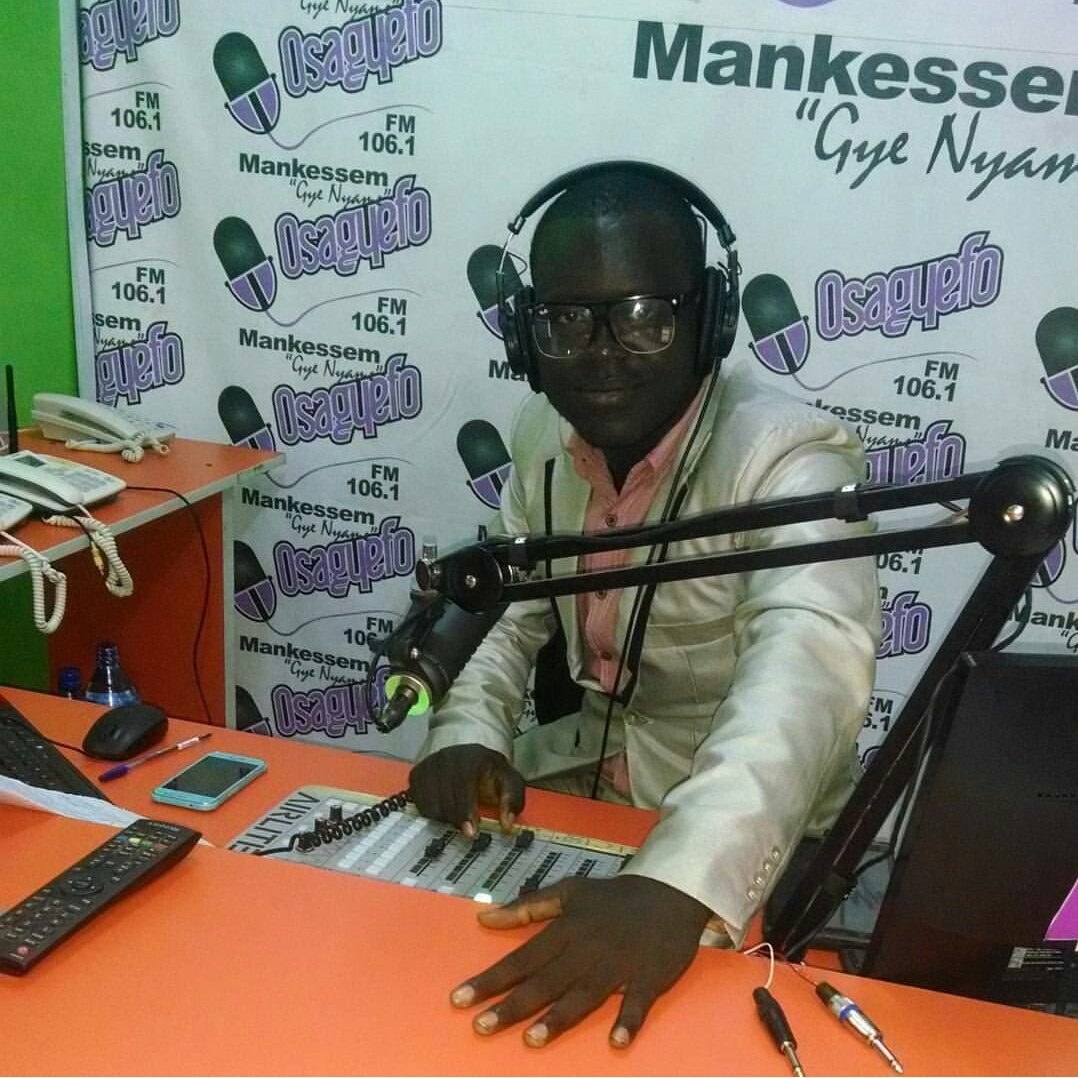 kwekubee_GH's tweet photo. #AdomAirtelChartShow C/R Top 5 Songs W/ @kwekubee_GH .Tune in to Adom Fm tomorrow from 12pm to 2pm Cc @Adom1063fm @andydosty @airtelghana https://t.co/kNJ57NIYec