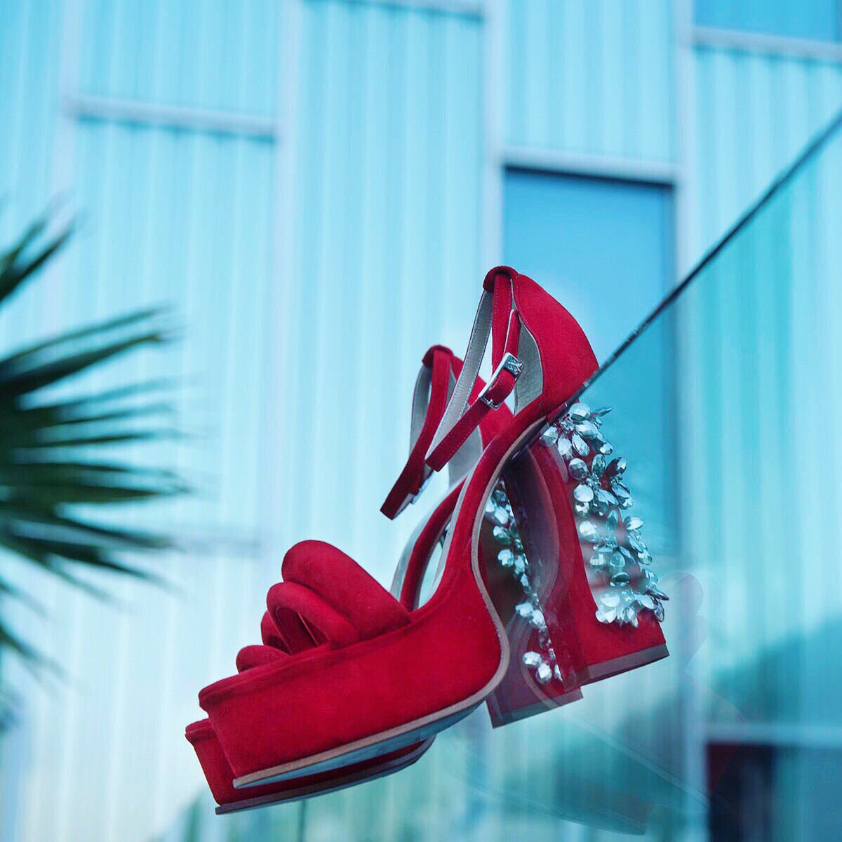 RickySarkany's tweet photo. Cada vez falta menos para #SarkanyBarcelona ,  #meliaexperience IN RED ❤@meliahtlresorts @meliabcnsky  #onlyinmelia https://t.co/TFmM80a7hf