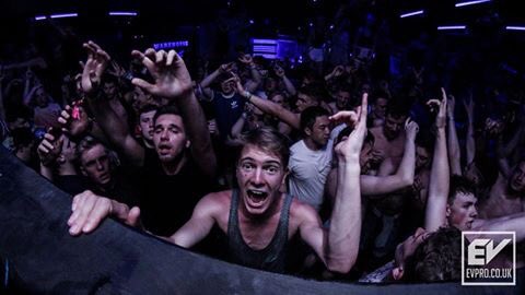warehouse_malia's tweet photo. WAREHOUSE CLUB MALIA #MALIA2017 #Malia17 #malia2017 #summer #zante #ibiza #bass https://t.co/Bpcdabt7O1