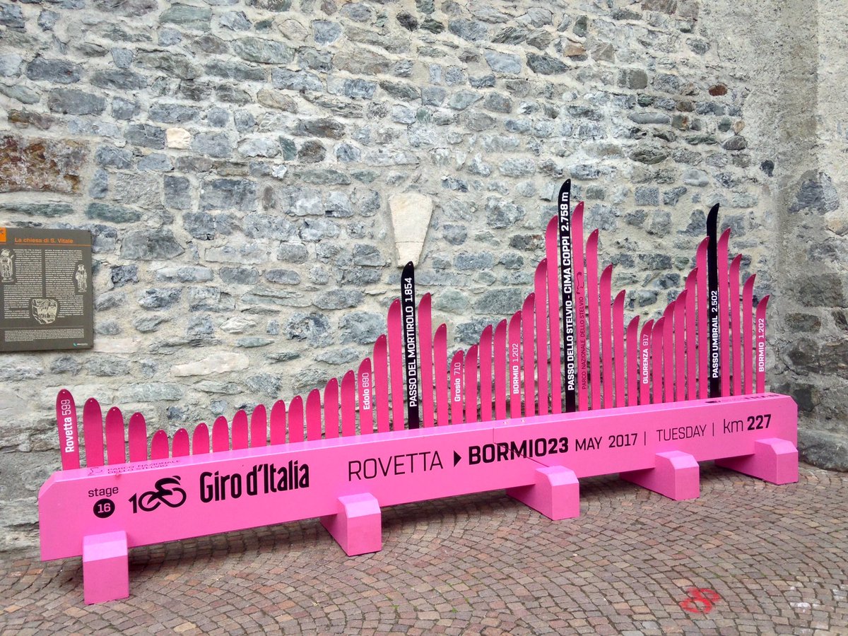 BormioInfo's tweet photo. A #bormio siamo già in attesa del @giroditalia 🚴🚴‍♀️🚴 https://t.co/M51ombxYX7
