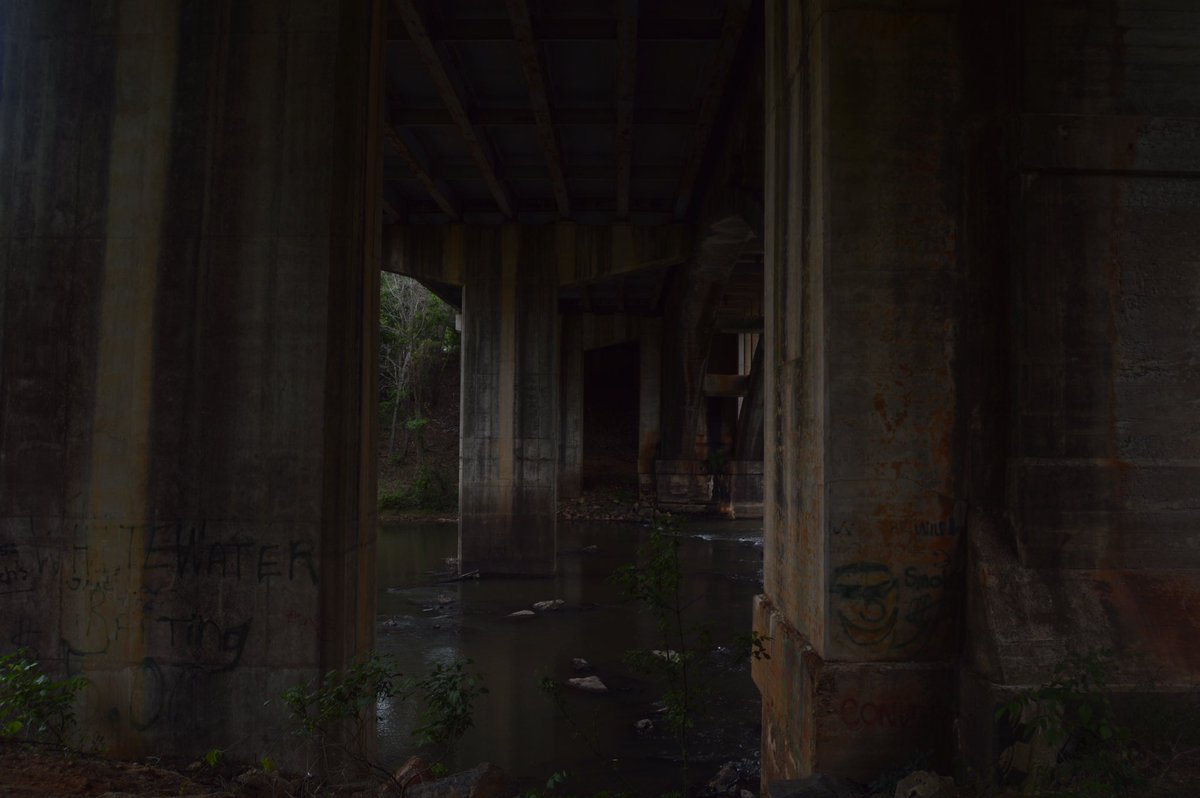 acaptureintime's tweet photo. Exploring old tracks and bridges. https://t.co/UcBf0na5nj