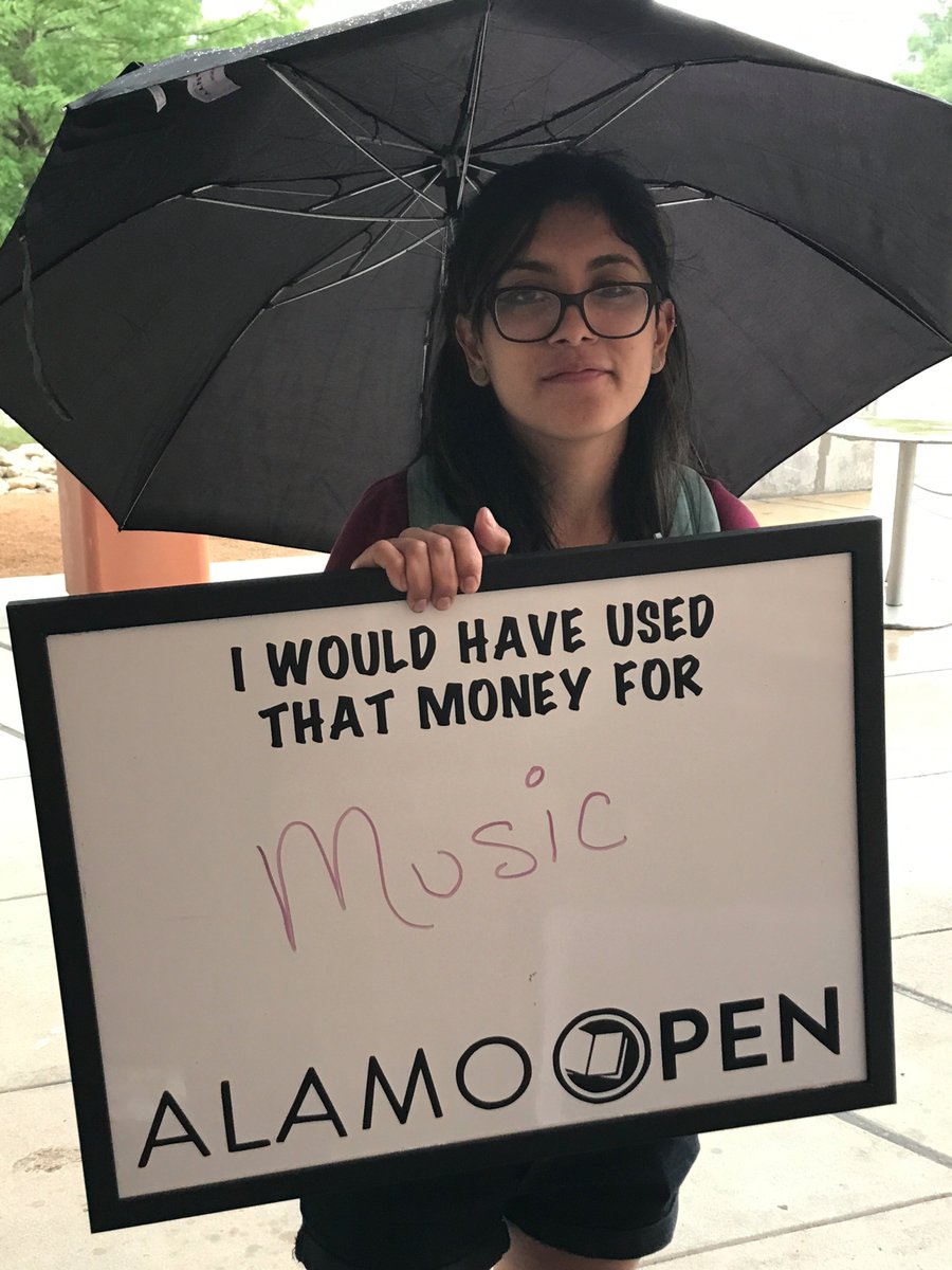 AlamoOpen's tweet image. @AlamoOpen was at @govista today talking with real students about textbooks. #OER #RealStudentProblems #AlamoOPEN #textbookbroke