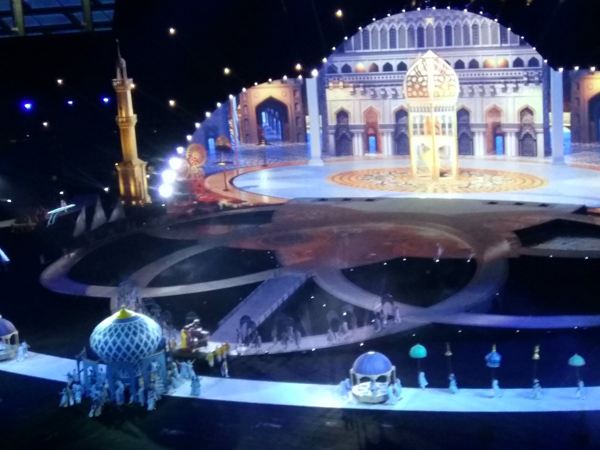 HikmetHajiyev's tweet image. #İslam abt Science, Culture, Art, Poetry, Knowledge, Wisdom.Via symbolism Baku Islamic Games Opening presents it. #Baku2017