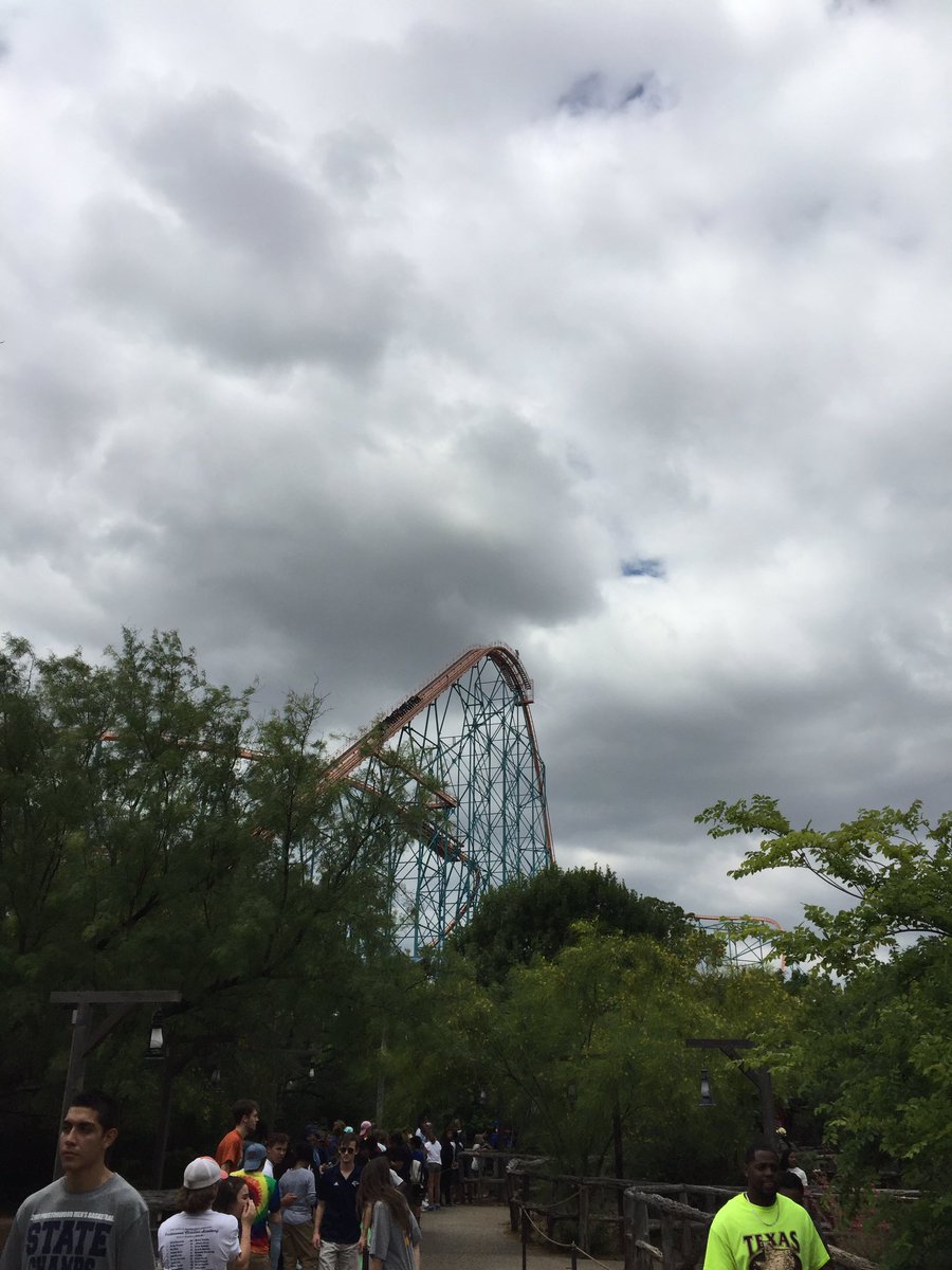 IcePonies's tweet photo. When the coaster hits the drop the linear acceleration is at its max. #pcasixflags #iceponies #max_lin_acc https://t.co/bD95MNhsnQ