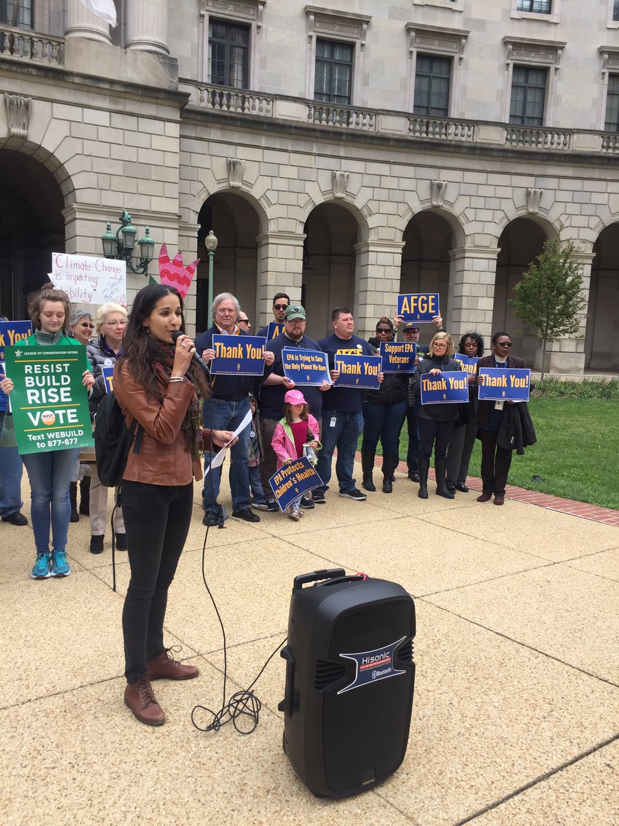 Our_EPA's tweet photo. @500wsDC @shaunamahajan speaks today in support of @EPA and all public service. Thank you for keeping people and ecosystems healthy! #OurEPA https://t.co/dJvt1w4N7d