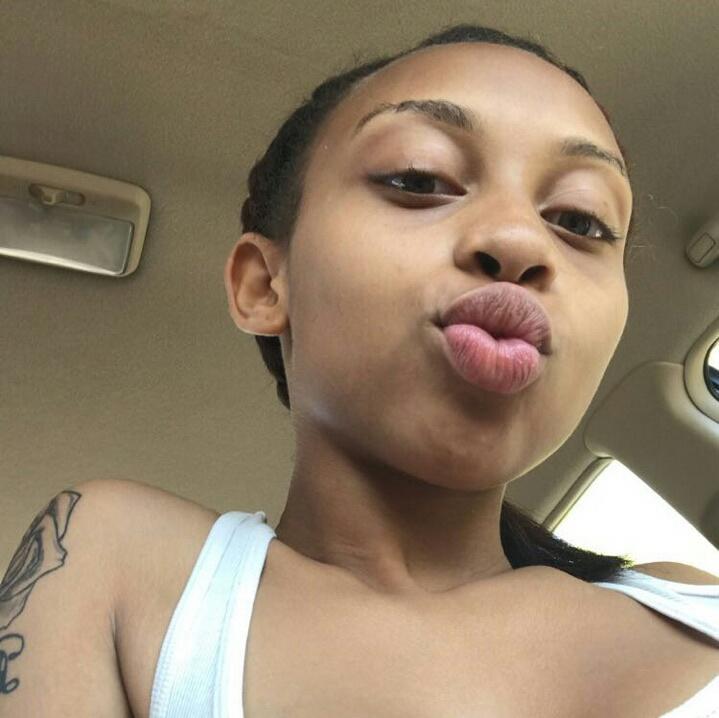lil dess 😉❤ tweet media