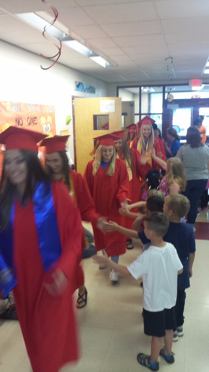 MHS Seniors took time out of Graduation practice to visit the schools and show the students what #MurphyPRIDE is all aout