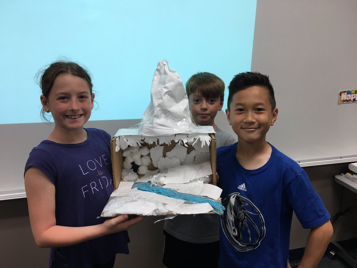 CANWebb1's tweet photo. Presenting our animal habitats to our classes. @canSTEM https://t.co/8qIkJQFjgG