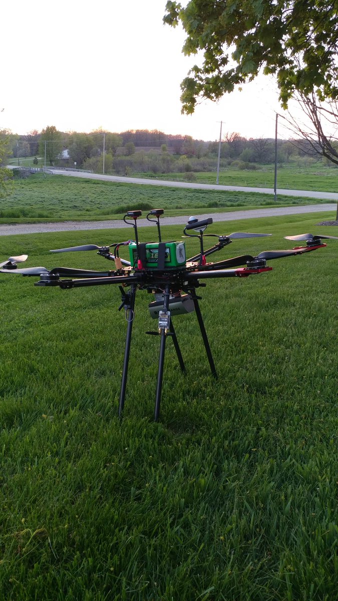 PrecisionArobtx's tweet photo. And we're off...Tested out our quick angle  change mount on the Slantrange 3p today...Stand counts to crop stress in less than a minute!!! https://t.co/YvNZjn9k0b