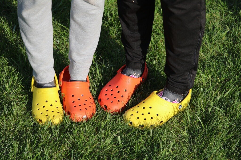 TOADFROGTHING's tweet photo. #ThotsInCrocs @dylansprouse https://t.co/hp63r0XD66