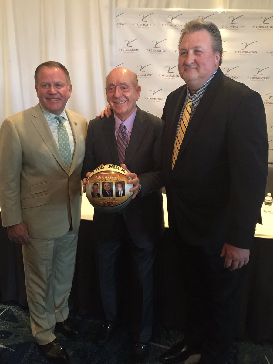 DickieV's tweet photo. Thank you to Coach Kelly and Coach Huggins for being a part of this special night @TheVFoundation #DVGala https://t.co/VujNhqm5Vo