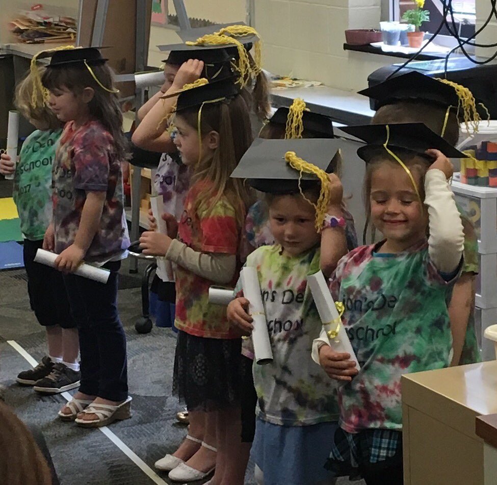 LisaFACSteacher's tweet photo. Congratulations to the 2017 preschool graduates of Lion's Den Preschool @rlashs!!! #RLFACS #lion'sdenpreschool https://t.co/mtACeD81Qi