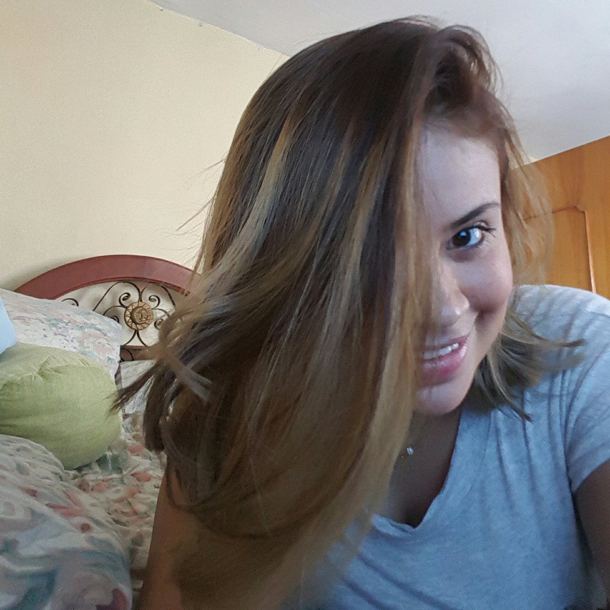 YASJ0429's tweet photo. #NuevaFotoDePerfil https://t.co/YhV5ksGAAF