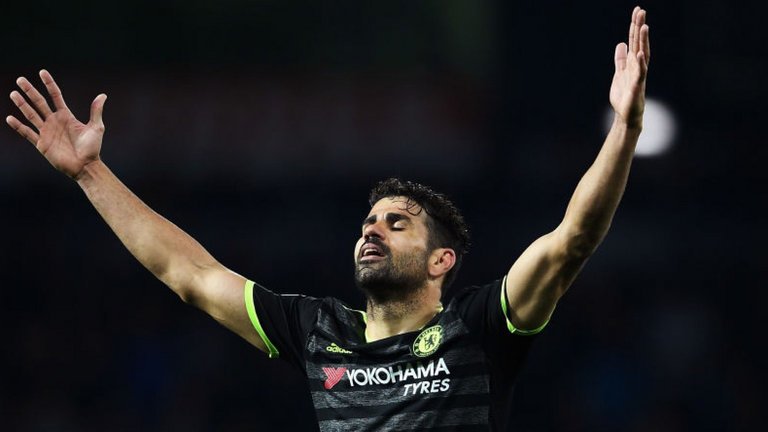 Kante 9.5, Costa 9... Sky Sports pundit Matt Le Tissier rates each of Chelsea's title-winners out of 10 skysports.tv/9lJGj3