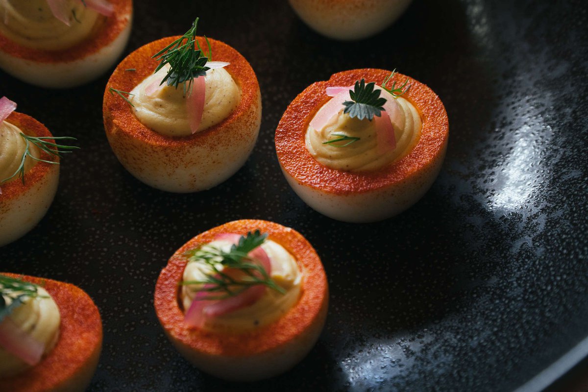 sousvideguys's tweet photo. The Best Deviled Eggs Are Sous Vide Deviled Eggs https://t.co/8Kqrab2JOu https://t.co/zSnBhOC2oU