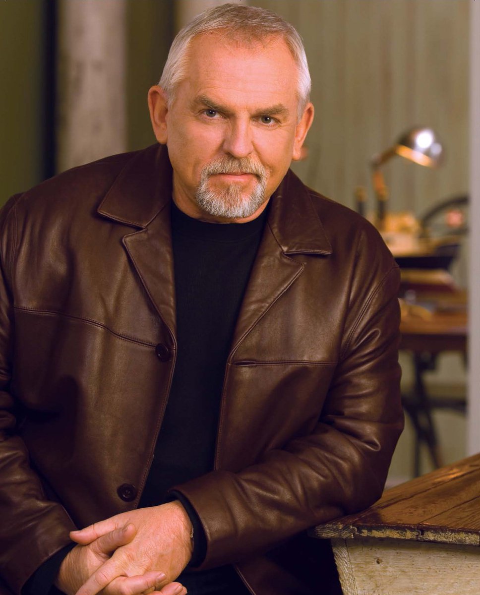 ERN_Live's tweet photo. THE John Ratzenberger (@Dratzenberger) spends an hour with us Sunday 7 AM- 8 AM PT (10 AM to 11 AM ET) https://t.co/ahIu2Fmgf5 #momgiftbox https://t.co/KQiP6awbja