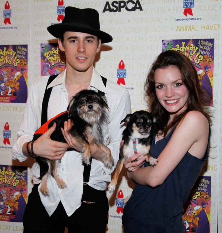 Happy birthday to the wonderful Broadway star Jennifer Damiano!  
