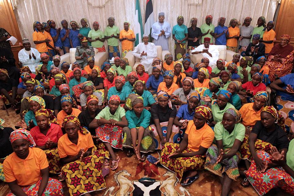 MaDailyGistNG's tweet photo. Minister confident of more Chibok girls release - Premium Times Newspaper - https://t.co/PzgvyY0H8p https://t.co/vDbYfSDKfn