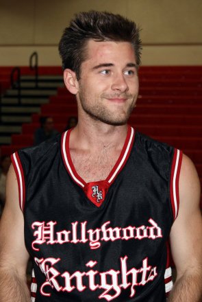 The Hollywood Knights would like to wish a happy birthday to our Luke Benward. 