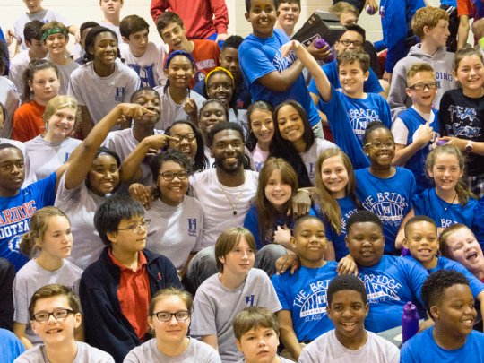 HALionsFootball's tweet image. Thanks to Harding Alum &amp;amp; current Denver Bronco @MB_uno4 &amp;amp; @geneticssports for working out our students today. #hardingstrong #SeetheROAR