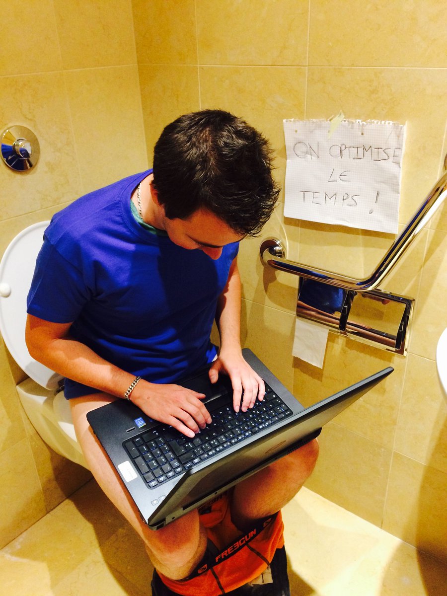 CamposAnis's tweet photo. Et ça continue.... #VINCIEnergiesFactory #TeamCSO #hackathon https://t.co/Qr3K8ip1yD