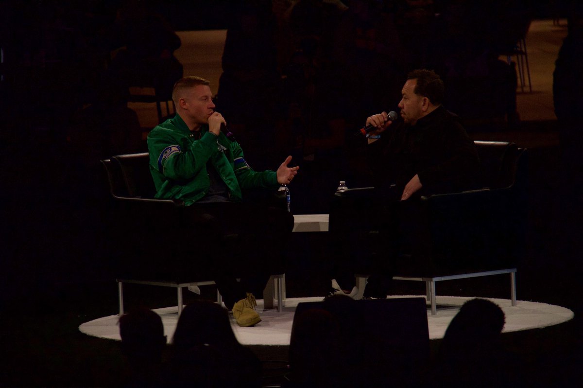 SparkPublic's tweet photo. Perfect start to @upstreammusicf1 hearing keynote speaker @macklemore share his experience of going local to global! #UpstreamSummit https://t.co/My52yUgYRX