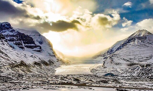 Sun over the Athabasca Glacier, 1 of 6 'toes' that branch off the Columbia Icefield in <a href="/JasperNP/">Jasper National Park, Parks Canada</a> pc: brennoirvingphotographer #westtrek20