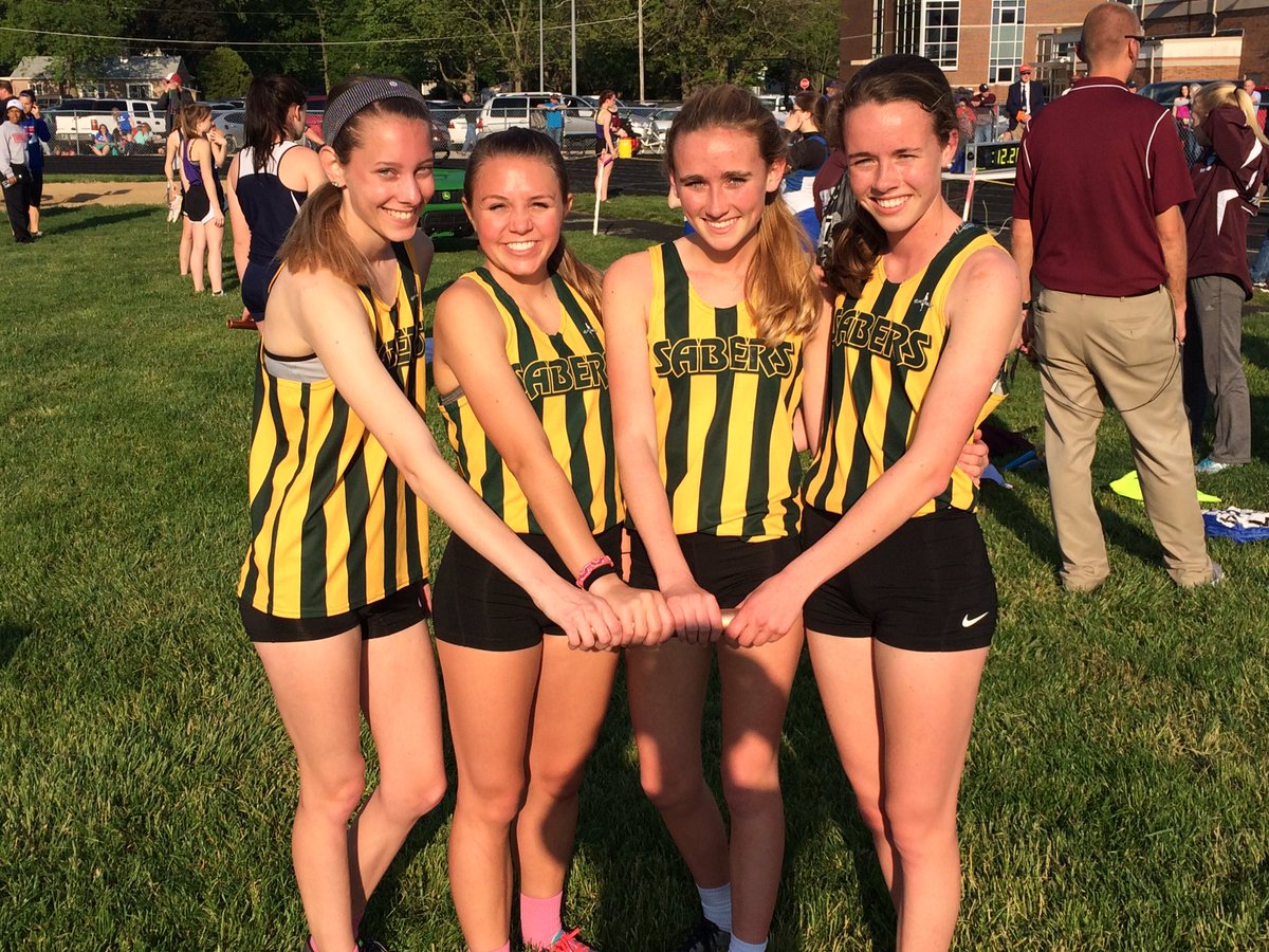 stmtnf's tweet photo. Sectional Champs 4x800 https://t.co/XUC4VNJlRK