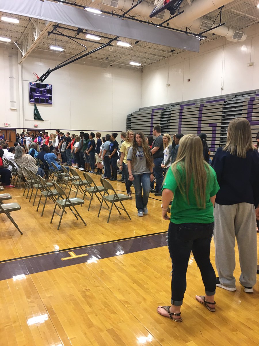 hassell_joey's tweet image. #RipleyTigers&apos; Class of 2017 enjoyed last day of school w/ scholarship recognition. 🎓#postsecondarytransition #proudtobeaRipleyTiger @TNedu