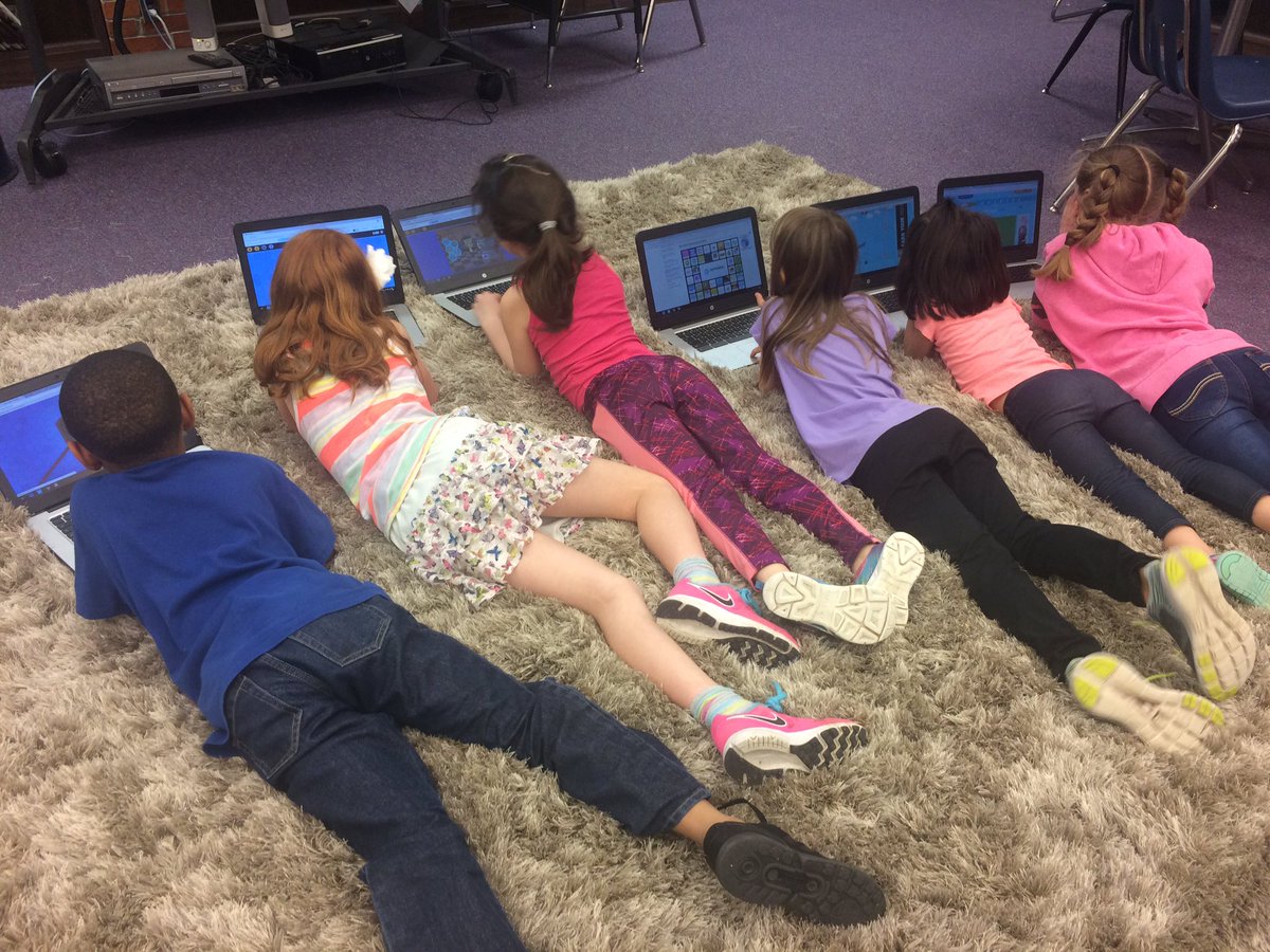 Second graders getting cozy with their Chromebooks. <a href="/roadrunnersrule/">Lessenger Elementary</a> #WeareLamphere