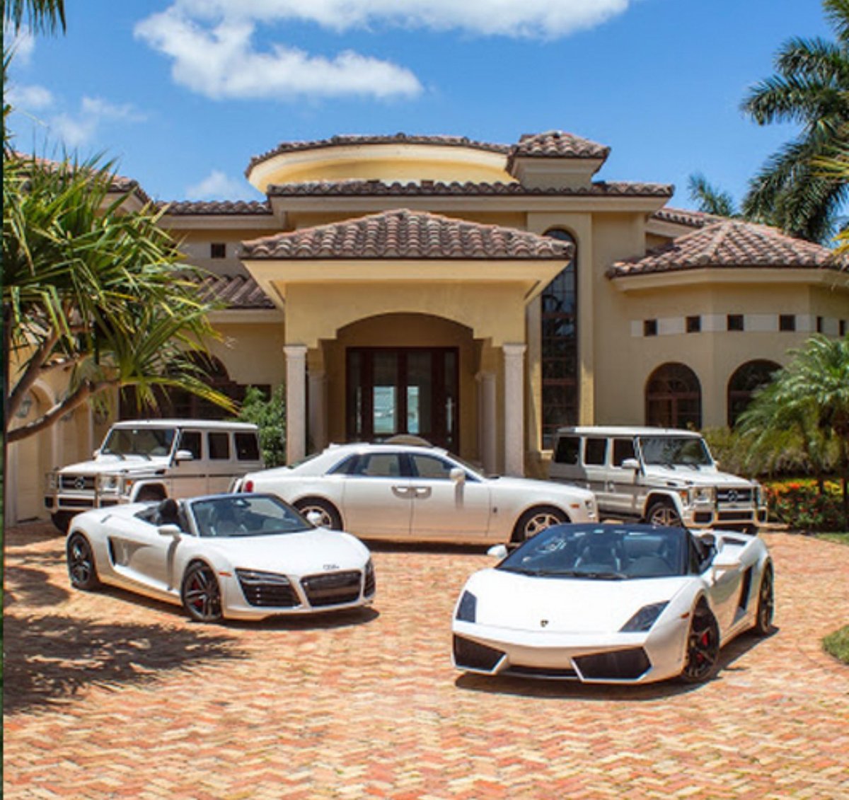 GrowerStack's tweet image. Make money at at doing very little work onlie see how and make money tomorrow.motorclubcompany.com/affiliate?id=k…