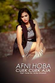 kotafm881's tweet photo. #play Cuek Cuek Aja @AfniHoba @yunie256 @aWe_Radiopromo #halte79 W/ @adityagung881 https://t.co/MMyBcavhpp