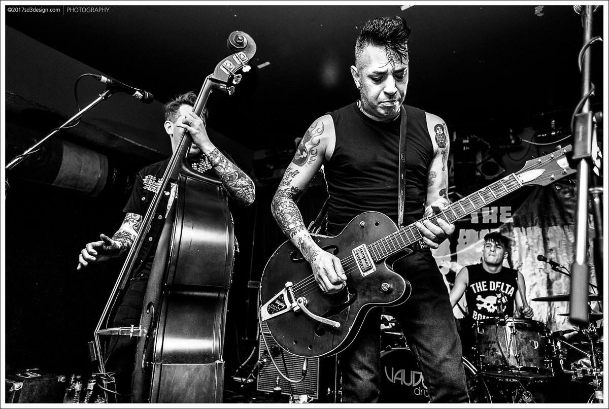sd3design's tweet photo. Hot n Sweaty. @TheBrainsMTL have all the answers. Great, loud n punchy set @mavericksbar #psychobilly #rockabilly #allthebillys #sd3design https://t.co/bUqKoxWuqL