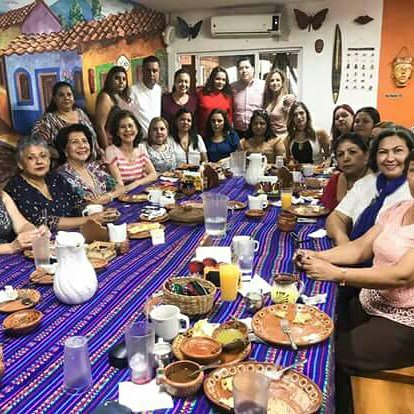 STASAC's tweet photo. Festejo mamás del Instituto Municipal de Cultura Culiacán  #IMCC #JesusValdez #CuliacanActivo https://t.co/TVv9EVatOe