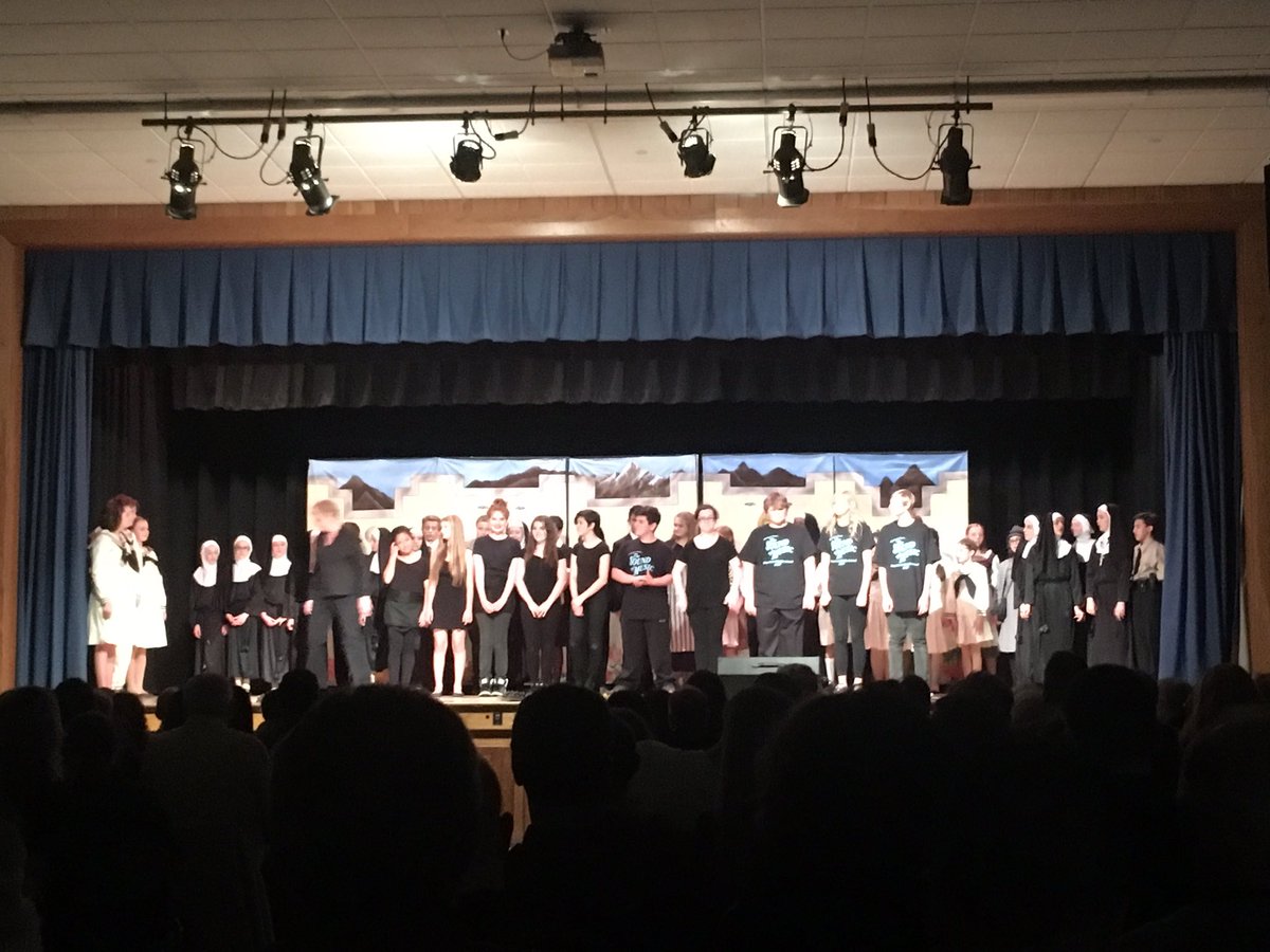 alyssa_cuttrell's tweet photo. Amazing show to the cast, crew and staff of The Sound of Music @BayshoreMiddle @ParouStephanie @MrSantaMaria9 @Gannon232 #MTPSPride https://t.co/4jLfPxsMgu