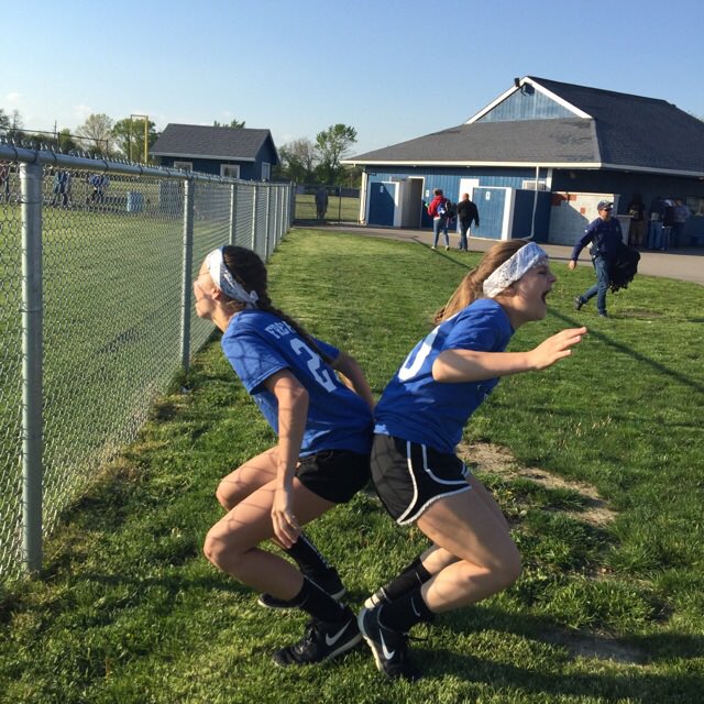 summermaupin's tweet photo. Two concussions later... #gotdadub https://t.co/ijvnJ4titU