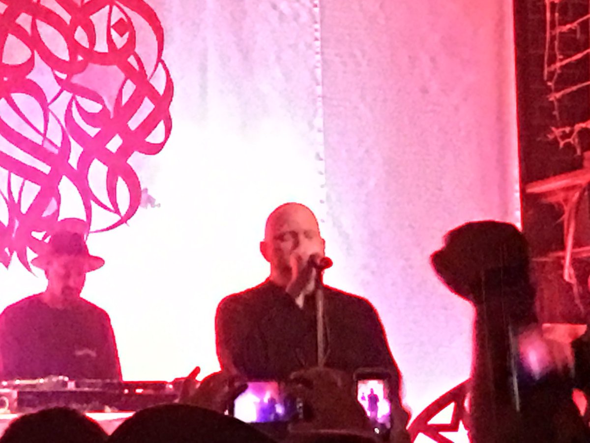 Brother Ali rocking that shit in Oakland
