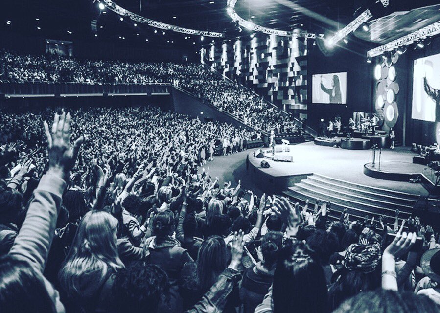 LisaBevere's tweet photo. #SheExplosion was absolutely stunning in awe of what God is doing in & among His daughters globally. #CRC Pretoria #SouthAfrica https://t.co/ib6TbT6n9K
