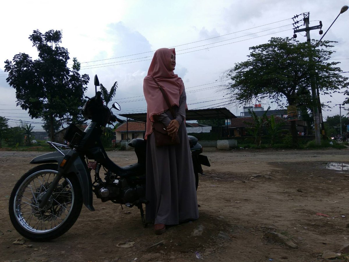 Selamat siang Aa, selamat berakhir pekan ya
#melegendabarenglocbandung
#melegendabarengsitetehberhijab