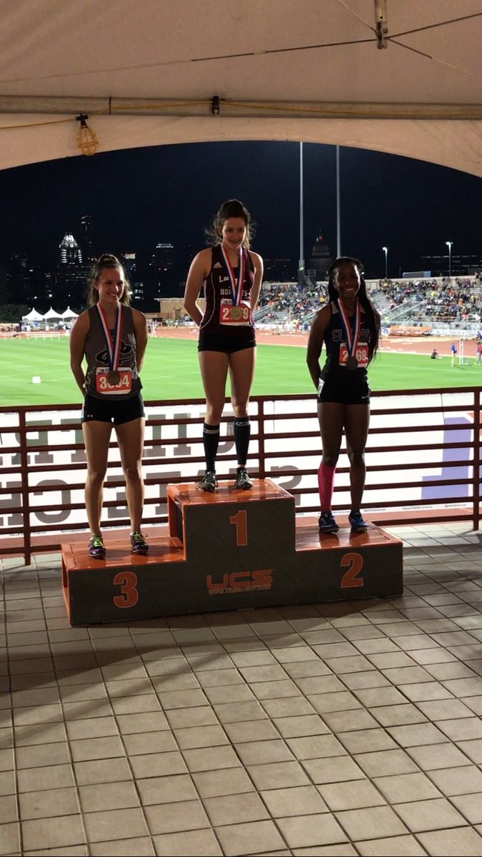RCHSGIRLSTFXC's tweet photo. 5A Bronze Medalist in the 300m hurdles!!! #TeamTravers #OurChampion #BulldogPride #BulldogFamily https://t.co/mmjsoIrURs