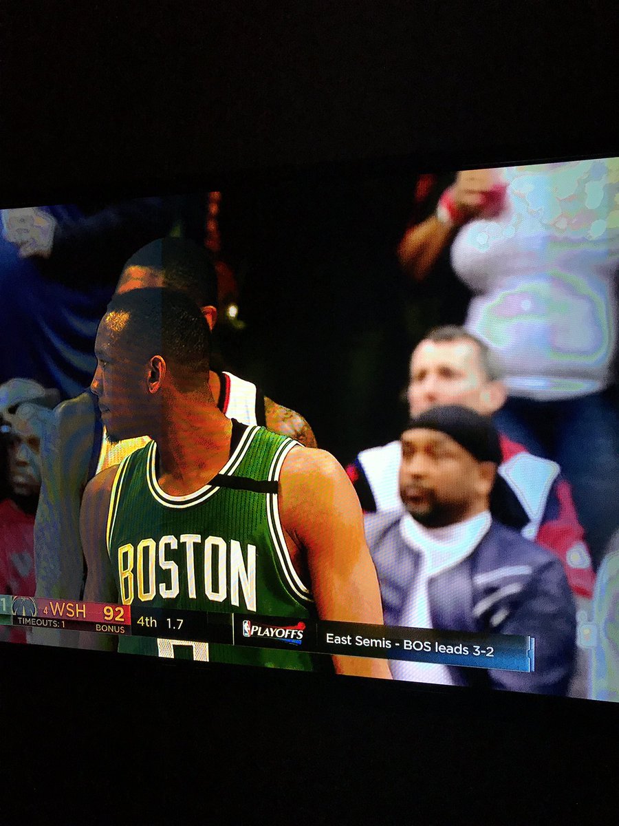 41_Dave_A's tweet image. Carter Beauford at the #BOSatWAS game?! #dmb @davematthewsbnd #davematthewsband #WashingtonWizards