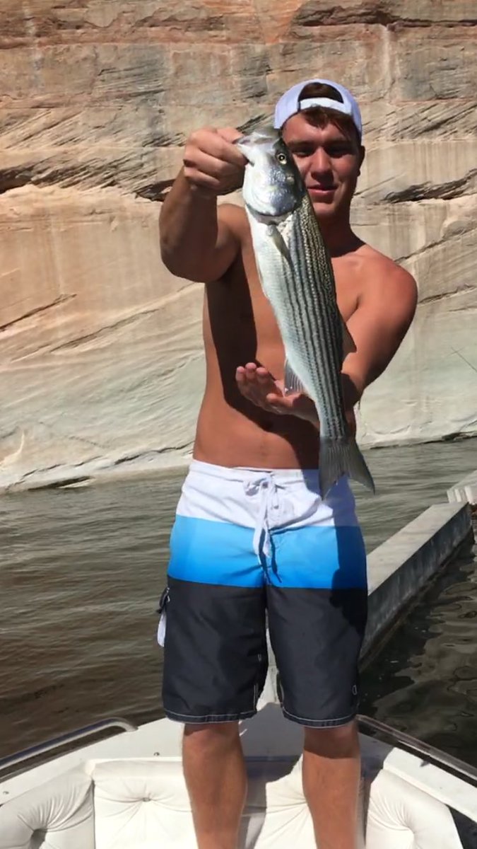 TbabyTrey's tweet photo. Who else goes to lake Powell for their senior sluff? Great times with even better people #speedonation https://t.co/0qEmXV50Ro