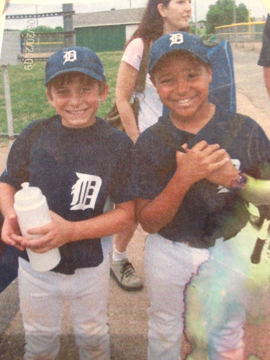 FrazierPreston's tweet photo. Happy Birthday man #day1😤 https://t.co/ZdhiCB5VH4