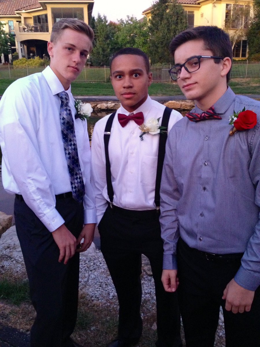 FrazierPreston's tweet photo. Happy Birthday man #day1😤 https://t.co/ZdhiCB5VH4