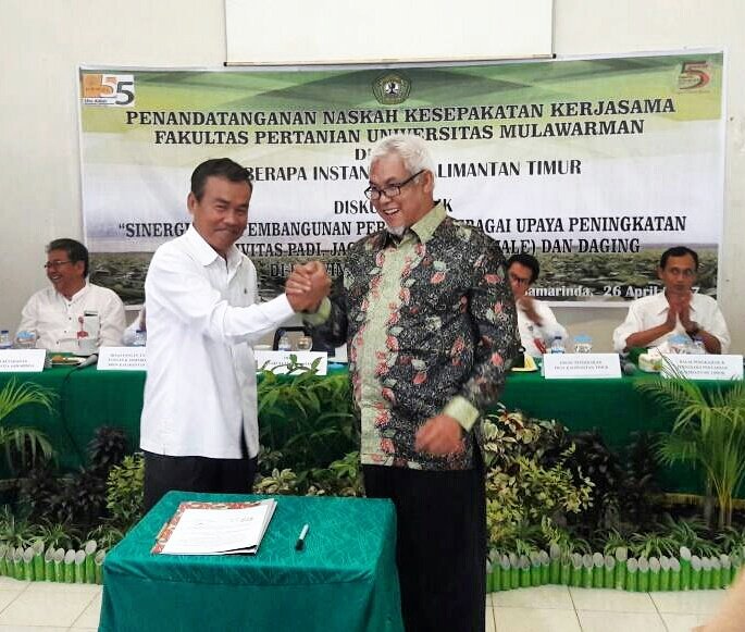 Menindaklanjuti MoU antara Bupati Kukar dgn Rektor Unmul, Distanak Kukar dan Faperta Unmul membahas teknis kerjasama <a href="/ritawow_1973/">Rita Widyasari</a>