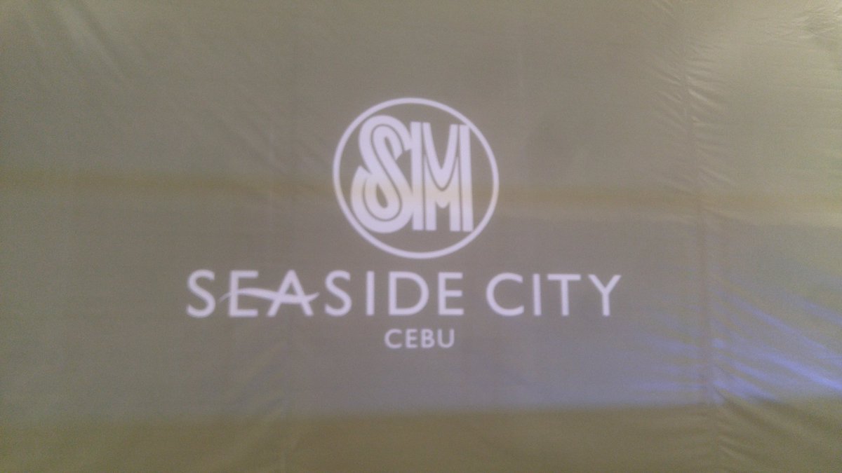 weirdokun's tweet image. #LoyaltyAward NagCebu na nga, SM pa rin pinuntahan.