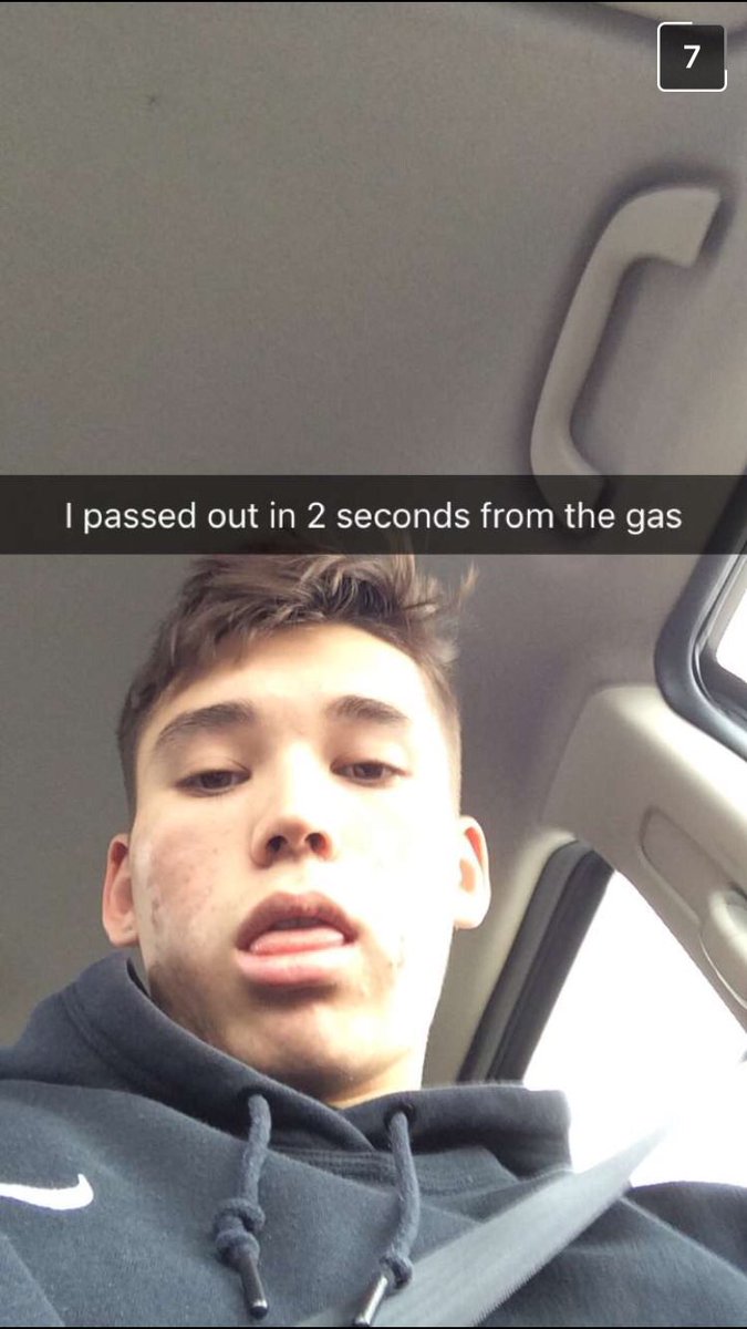 McIntyre_11's tweet photo. @_connorgoto happy birthday bro!! Save some partying for next week 🍻 https://t.co/HT7O9z0qDo