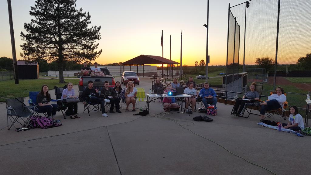 TigerAmbush's tweet photo. Thanks to those who came out to our cook out and our 'drive in' movie! Definitely a night to remember! https://t.co/aoIVMm1QRq